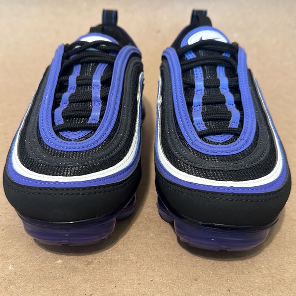 ✨SOLD✨Nike Air Vapormax '97 Persian Violet GS Size 4Y - Picture 2 of 8